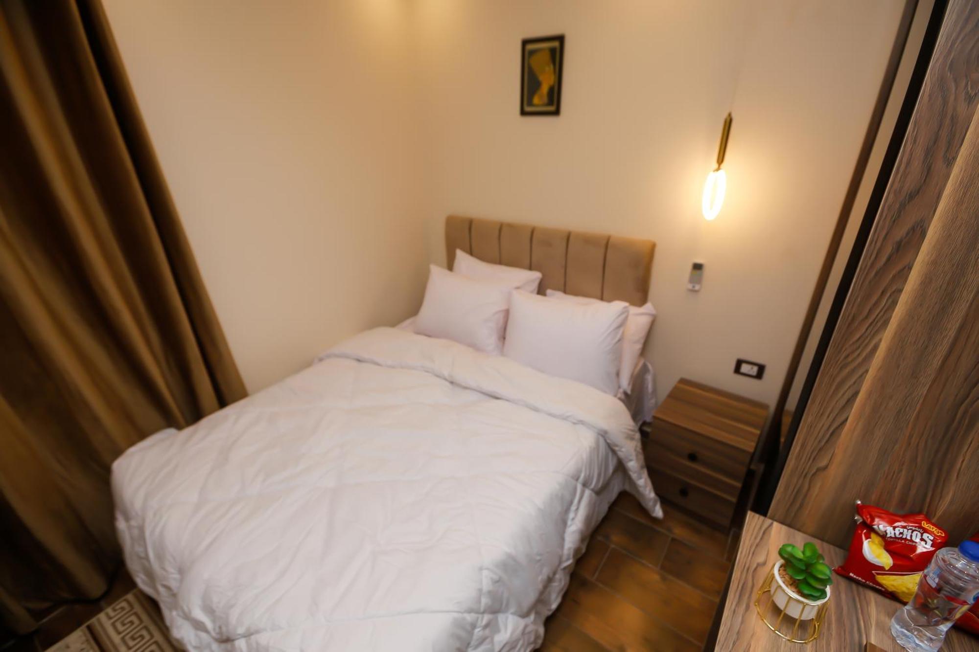 Imperial Pyramids Heights View Bed & Breakfast Nazlet el-Sîsi Exterior photo