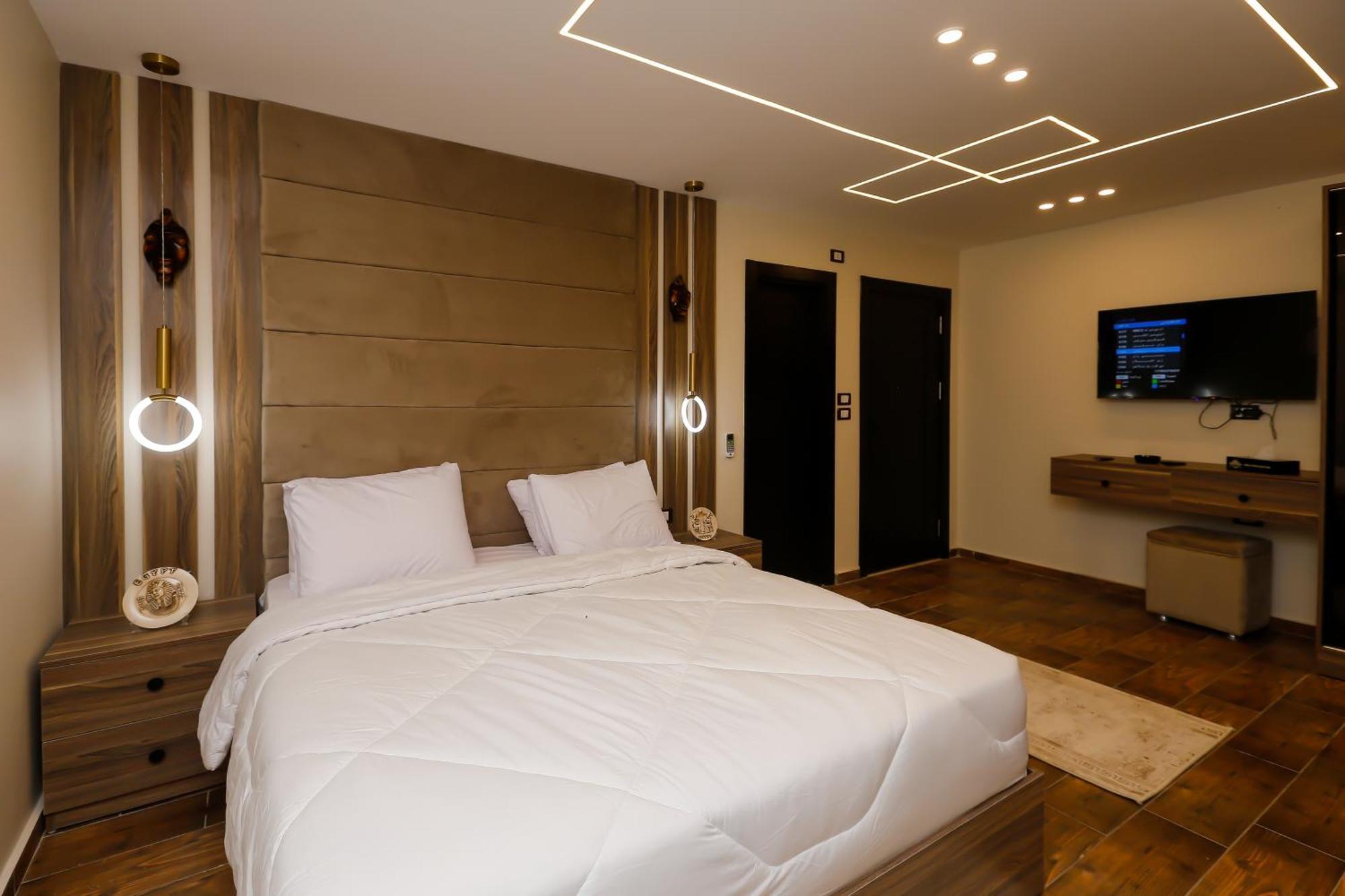 Imperial Pyramids Heights View Bed & Breakfast Nazlet el-Sîsi Exterior photo
