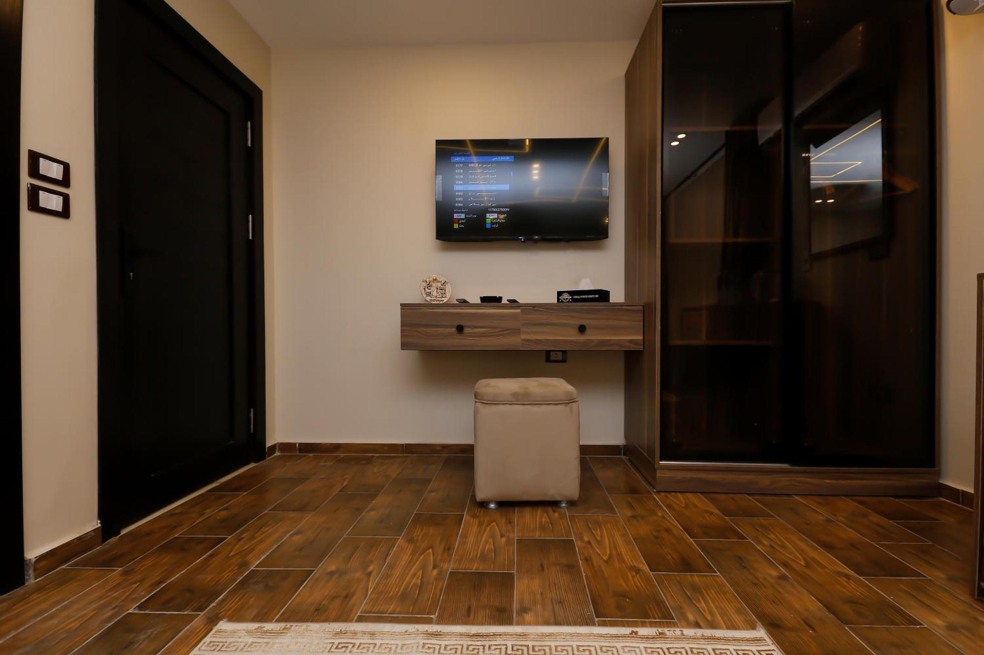 Imperial Pyramids Heights View Bed & Breakfast Nazlet el-Sîsi Exterior photo