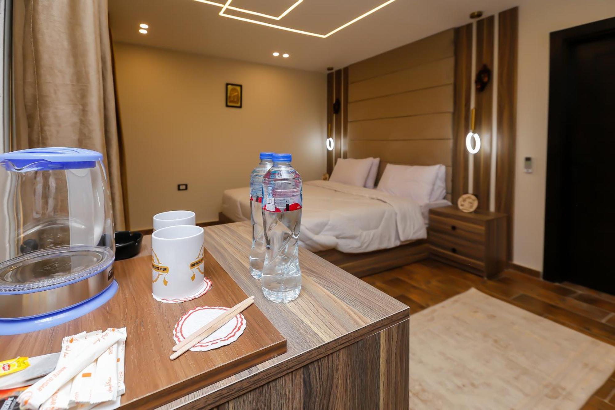 Imperial Pyramids Heights View Bed & Breakfast Nazlet el-Sîsi Exterior photo